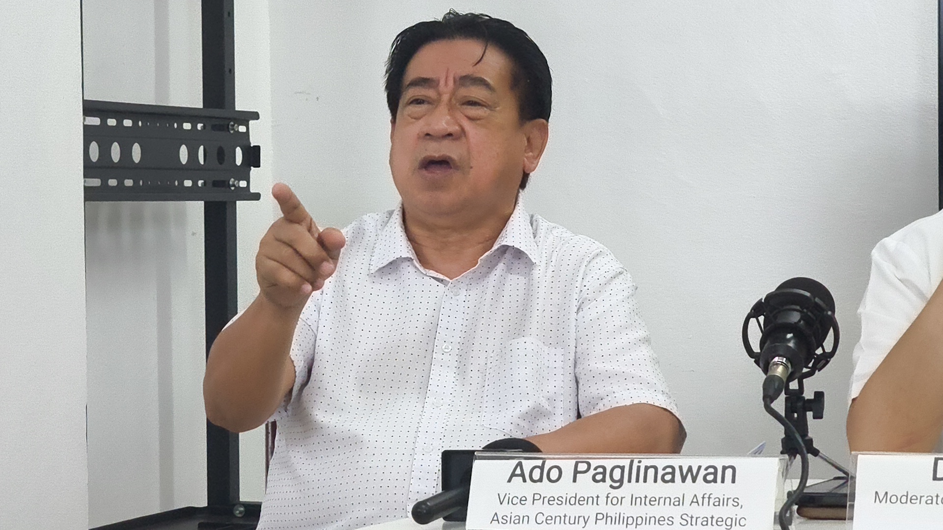 Ado Paglinawan